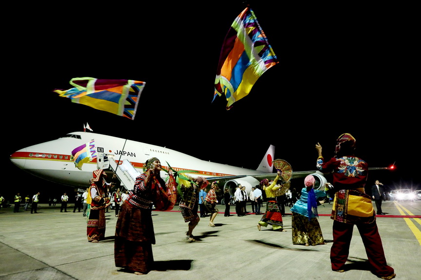 Dancers perform an ethnic dance to entertain Japan Prime Minister Shinzo Abe who arrived at the Francisco Bangoy International Airport in Davao City on the evening of January 12, 2017. Davao City is the final stop of Japan Prime Minister's two-day official visit to the Philippines. RICHARD MADELO/Presidential Photo