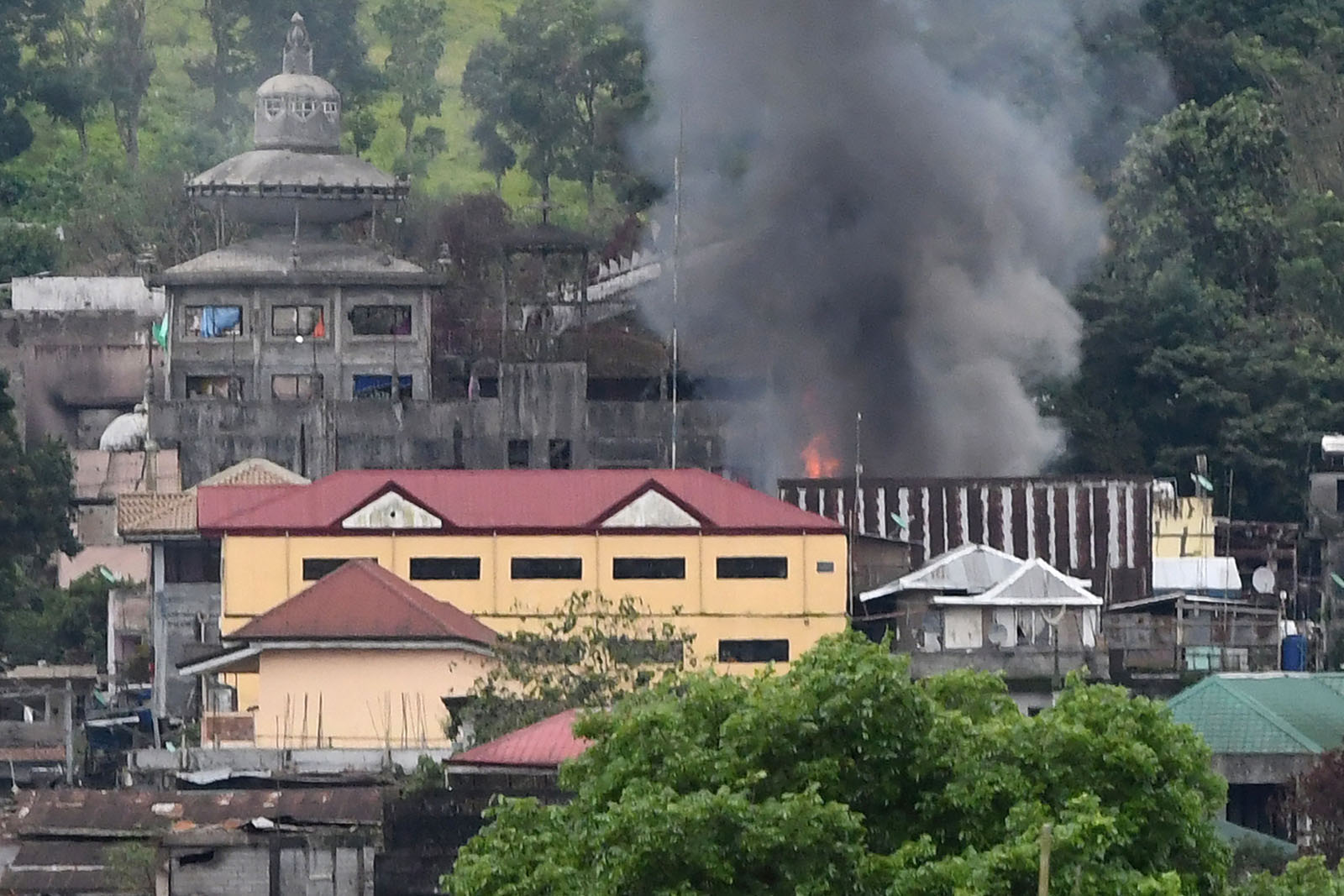 Urban terrain, IED make Marawi fight hard: Padilla | Edge Davao