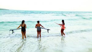 If you’ve got the shoreline to yourselves and have friends who own gigantic speakers, you could play music by the shore and let the ‘air waves’ carry the sound. (L-R: MJ de Castro, Charisse Sardinia and this writer). Photo by Carlos Mancupang