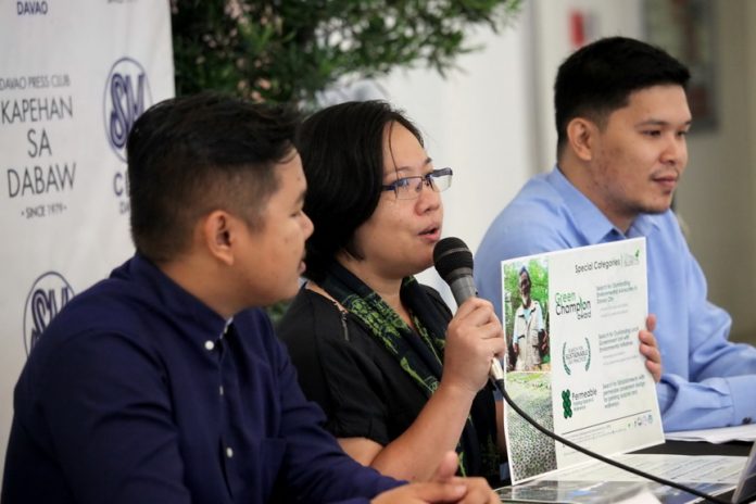 MINING VIEWS. Interface Development Interventions (IDIS) acting executive director Chinkie Pelino-Golle (center), who is joined by Philippine Misereor Partnership, Inc. Davao Region Cluster’s lawyer Mark Penalver (left) and lawyer Ian Gencianeo, discusses the organizations’ environmental concerns and the call to the government to issue a moratorium against mining operation. LEAN DAVAL JR.