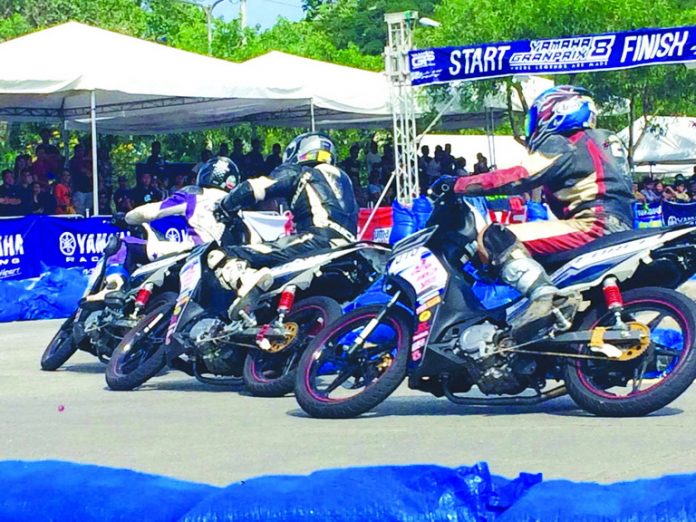 YAMAHA GRAND PRIX. Intense racing action during the 2017 Yamaha GP Davao Leg at the SM City Davao carpark in Ecoland last Sunday. Athena Jillian Bravo