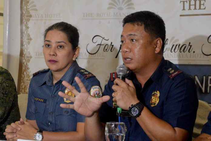 LOOSE GUNS. Regional Civil Security Unit 11 (RCSU 11) head Superintendent Cydric Earl Tamayo (right) bares that there is a total of 11,011 un-renewed License to Own and Possess Firearm (LTOPF) in the region from 1980 to 2017 during the AFP-PNP Press Corps media forum at The Royal Mandaya Hotel on Wednesday. Also in photo is Davao City Police Office (DCPO) spokesperson Senior Inspector Ma.Teresita Gaspan. ANGIE SAVERON