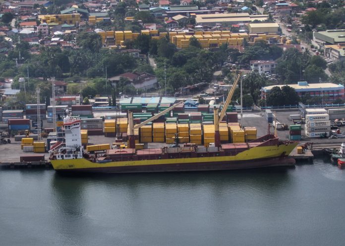 A sea vessel docks in one of the Davao City’s ports. Sangguniang Panlungsod’s finance, ways and means committee on Tuesday reported that the city’s tax collection from January to February hit P2.594 billion, a 21-percent more than the P2.135 billion recorded for the same period last year. Lean Daval Jr