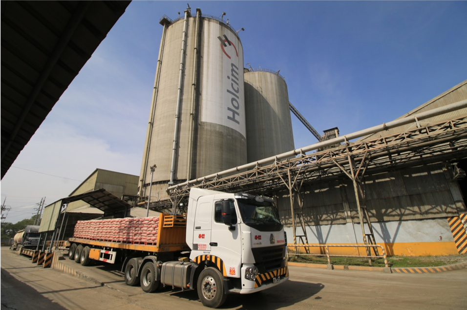 Holcim Eyes Partnership With LGUs For Waste Management | Edge Davao