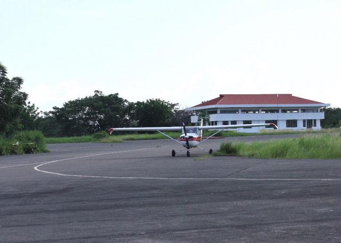 A light plane touches down at the Mati City airport. The heirs involved in the talks for the land ownership concerning the opening of Mati City airport for commercial operations have already signed the documents. Edge Davao