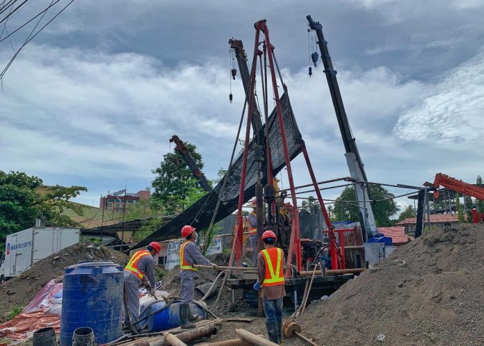 A geotechnical investigation team conducts a soil testing for the Samal Island-Davao City (SIDC) Connector Project along J.P. Laurel Avenue in Lanang, Davao City. China Road and Bridge Corporation, the design and build contractor of SIDC Connector Project, will have a total of 97 boreholes- 63 for Davao City onshore, 18 offshore, and 16 for Samal onshore. Edge Davao