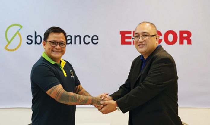 SB Finance Company and EMCOR ink deal for Pay Hoologan financing. (Pictured left to right), Mikal Rallonza, (Head of Consumer Finance, SB Finance) and Nelson M. Aparejo, (President & COO, EMCOR).