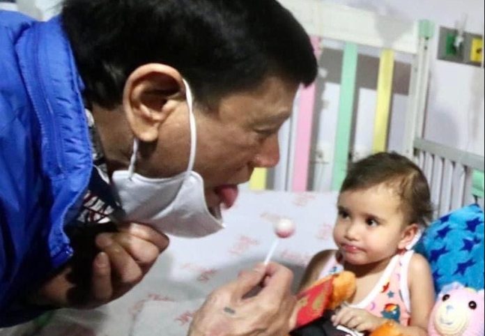 Ex-President Duterte gifts kids with cancer | Edge Davao