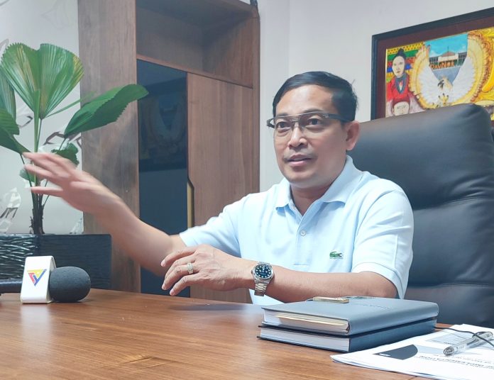 Jubahib serves suspension, temporarily leaves office | Edge Davao