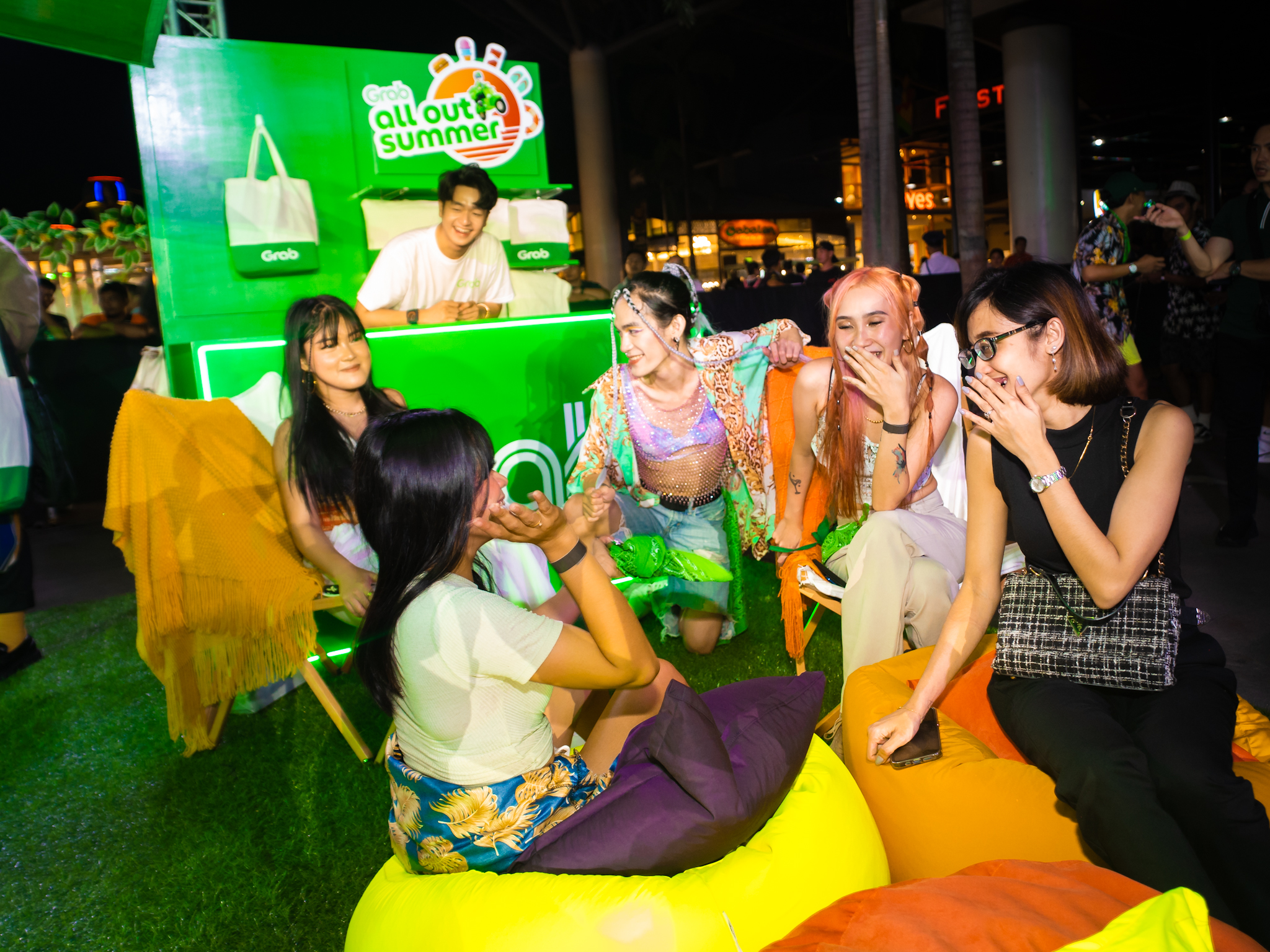 grab-empowers-filipinos-to-go-all-out-this-summer-edge-davao