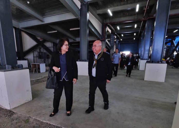 Land Transportation Office (LTO) chief Assistant Secretary Vigor Mendoza II visits the new LTO 11 in time for the blessing of LTO Davao City North District office along Quimpo Blvd. in Davao City on Thursday. Mendoza was joined by newly-installed LTO 11 director Eleanor Calderon during a short tour at the new LTO 11 office. LEAN DAVAL JR