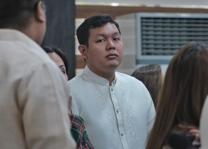 Councilor Lorenzo Benjamin “Enzo” Villafuerte, chair of the Civil Political and Human Rights Committee, proposes a resolution expressing sympathy to Atty. Zuleika Lopez, former City Administrator of Davao City and current Chief of Staff of the Office of the Vice President (OVP), which was cited in contempt and being detained due to “undue interference” in the House proceedings. The resolution was approved by the Davao City Council Tuesday. LEAN DAVAL JR