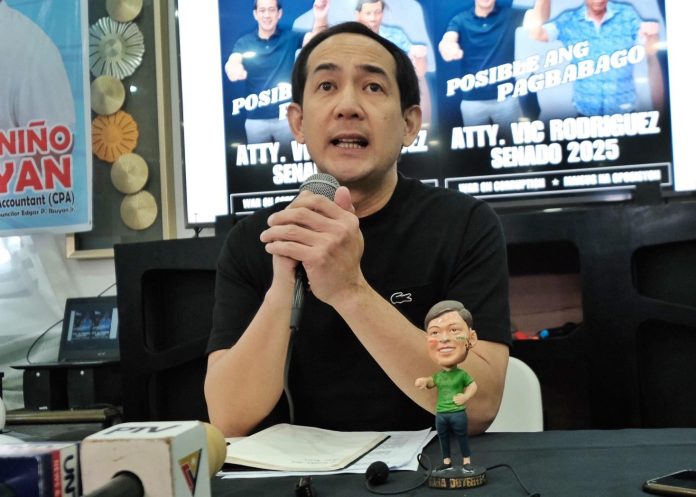 Senatorial candidate lawyer Vic Rodriguez, who was the former executive secretary turned staunch critic of President Ferdinand Marcos Jr., interacts with the members of Davao media in Davao City on Thursday. LEAN DAVAL JR