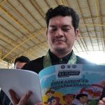 Mayor Sebastian "Baste" Duterte reads a Dabawenyo D.C.plinado module for Grade 6 students during the launching of the modules for Grades 6 and 10 at Teodoro L. Palma Gil Elementary School along E. Quirino Avenue in Davao City on Tuesday. The affair was also attended by Vice Mayor J. Melchor Quitain Jr., Councilor Jonard Dayap, School Division Superintendent Reynante Solitario, and Assistant School Division Superintendent Rebecca Sacot. LEAN DAVAL JR