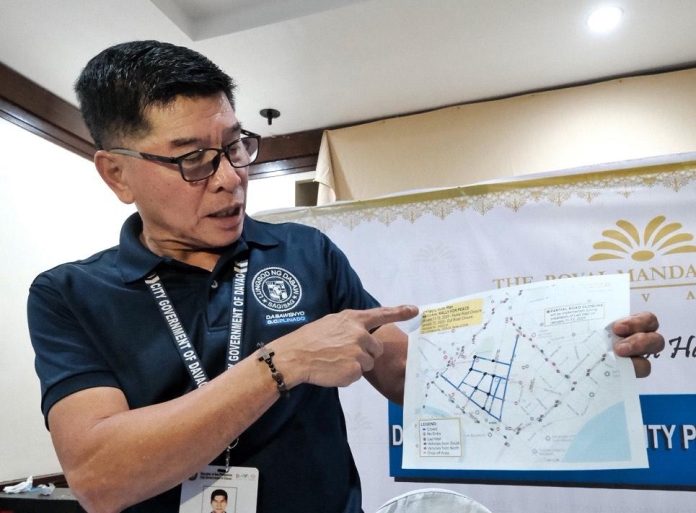 City Transport and Traffic Management Office (CTTMO) head Dionisio Abude explains to members of the media during this week's Davao Peace and Security Press Corps media forum at The Royal Mandaya Hotel the road closure that will be implemented in time for the Nationwide Peace Rally of Iglesia ni Cristo (INC) in Davao City on Monday. LEAN DAVAL JR